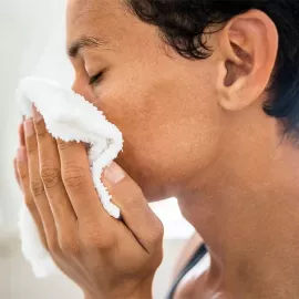 مناشف معطرة للاستعمال مرة و..